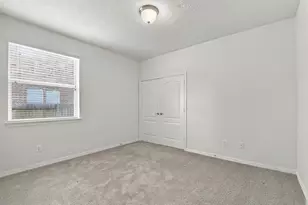 9323 Hudson Bend Cir, Houston, TX 77095 - Photo 32