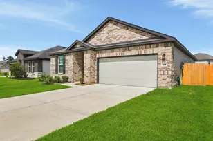 316 Tall Birch Dr, Hockley, TX 77447 - Photo 2