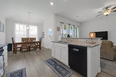 20081 Torrey Pines Lane, Cleveland, TX 77327 - Photo 8