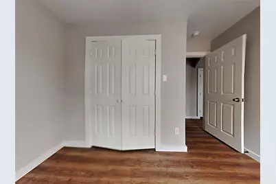 8639 Sunderland Road, Houston, TX 77028 - Photo 10