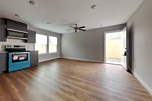 8639 Sunderland Rd, Houston, TX 77028 - Photo 2