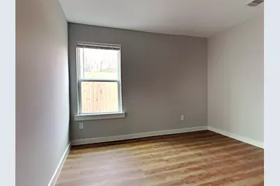 8639 Sunderland Road, Houston, TX 77028 - Photo 8