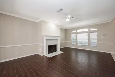 1385 El Camino Village Drive, Webster, TX 77058 - Photo 6