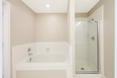 1385 El Camino Village Drive, Webster, TX 77058 - Photo 16