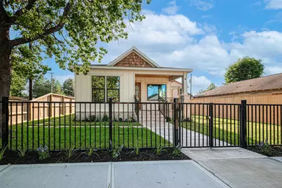 301 Vincent Street, Houston, TX 77009 - Photo 1