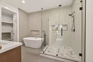 301 Vincent St, Houston, TX 77009 - Photo 22