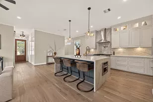 301 Vincent St, Houston, TX 77009 - Photo 14