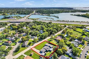 2011 Durrain Ferry Rd, Baytown, TX 77520 - Photo 28