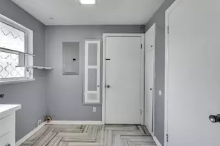 2011 Durrain Ferry Rd, Baytown, TX 77520 - Photo 16