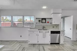 2011 Durrain Ferry Rd, Baytown, TX 77520 - Photo 10