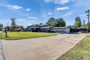 2011 Durrain Ferry Rd, Baytown, TX 77520 - Photo 30