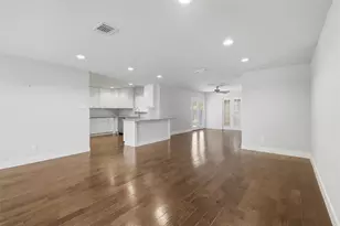 6422 Woodbrook Ln, Houston, TX 77008 - Photo 2