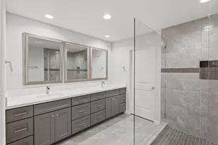 6422 Woodbrook Ln, Houston, TX 77008 - Photo 8