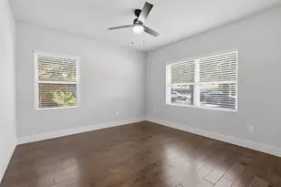 6422 Woodbrook Ln, Houston, TX 77008 - Photo 10