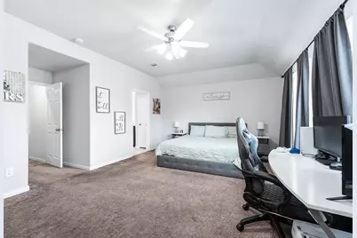 532 N 6th Street, La Porte, TX 77571 - Photo 18