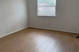 8219 Furlong Ln, Houston, TX 77071 - Photo 14