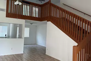 8219 Furlong Ln, Houston, TX 77071 - Photo 2
