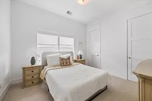 9811 Mocking Bird Hill Ln, Houston, TX 77080 - Photo 16