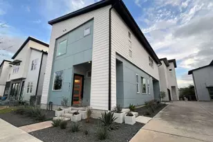 9811 Mocking Bird Hill Ln, Houston, TX 77080 - Photo 2