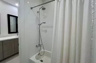 9811 Mocking Bird Hill Ln, Houston, TX 77080 - Photo 22