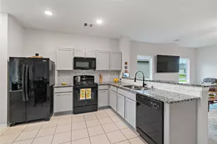 803 Jct Point Ln, Tomball, TX 77375 - Photo 8