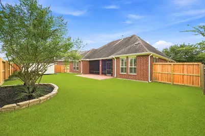 12418 Emerald Lane, Mont Belvieu, TX 77535 - Photo 38