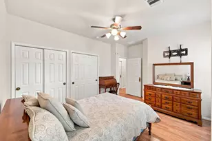 12418 Emerald Ln, Mont Belvieu, TX 77535 - Photo 16