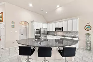12418 Emerald Ln, Mont Belvieu, TX 77535 - Photo 22