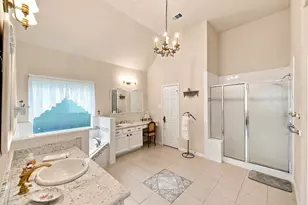 12418 Emerald Ln, Mont Belvieu, TX 77535 - Photo 32