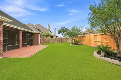12418 Emerald Lane, Mont Belvieu, TX 77535 - Photo 40