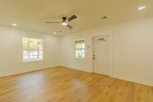 6802 Eastwood St, Houston, TX 77021 - Photo 8