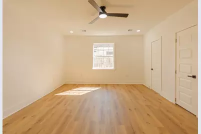 6802 Eastwood Street, Houston, TX 77021 - Photo 12