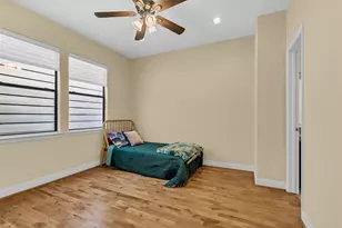 2413 Ralph St, Houston, TX 77006 - Photo 16