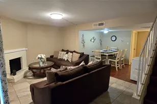 7918 Prestwood Dr, Houston, TX 77036 - Photo 4