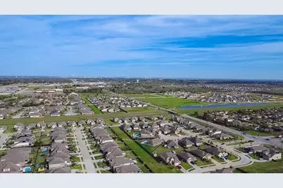 650 Harbor Colony Lane, La Marque, TX 77568 - Photo 34