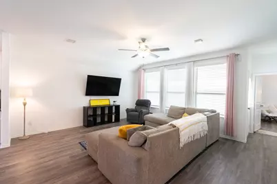 650 Harbor Colony Lane, La Marque, TX 77568 - Photo 12