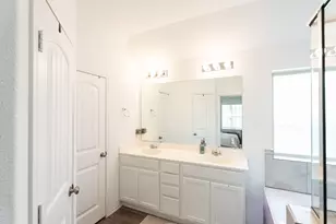 650 Harbor Colony Ln, La Marque, TX 77568 - Photo 22