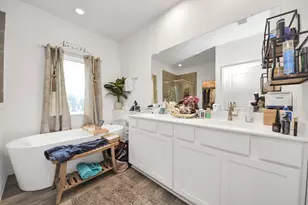 9447 Klein Ln, Houston, TX 77044 - Photo 26