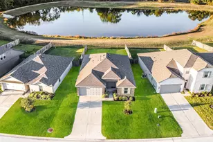 12828 Water Dive Ct, Willis, TX 77318 - Photo 2