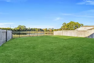 12828 Water Dive Ct, Willis, TX 77318 - Photo 20