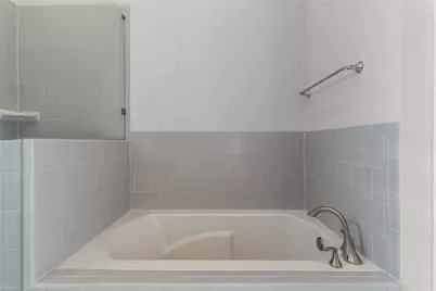 4705 Thornton Grove, Houston, TX 77018 - Photo 18