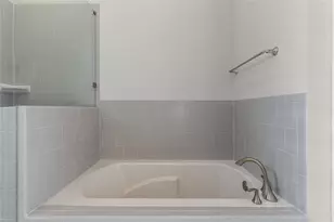 4705 Thornton Grove, Houston, TX 77018 - Photo 18