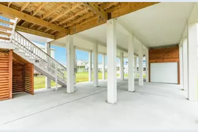 13119 Buccaneer Parkway, Freeport, TX 77541 - Photo 22