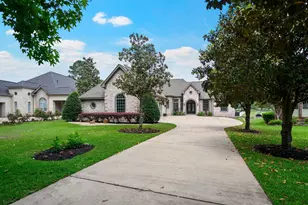 11520 Grand View Dr, Montgomery, TX 77356 - Photo 1