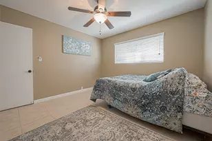 2101 Fountain View Dr, Houston, TX 77057 - Photo 24