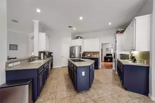 205 Trail Bend Ln, Friendswood, TX 77546 - Photo 10