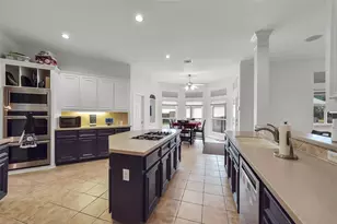 205 Trail Bend Ln, Friendswood, TX 77546 - Photo 12