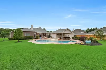 205 Trail Bend Lane, Friendswood, TX 77546 - Photo 38