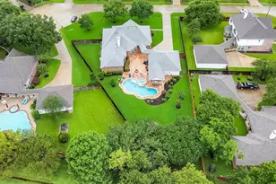 205 Trail Bend Ln, Friendswood, TX 77546 - Photo 2
