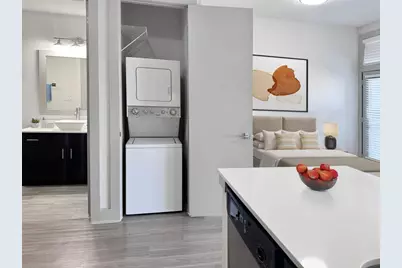 2727 Brazos Street #07, Houston, TX 77006 - Photo 2